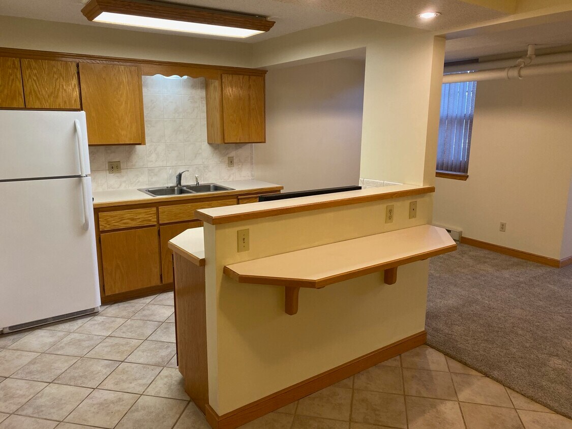 2067 Dayton Ave, Saint Paul, MN 55104 House for Rent in Saint Paul