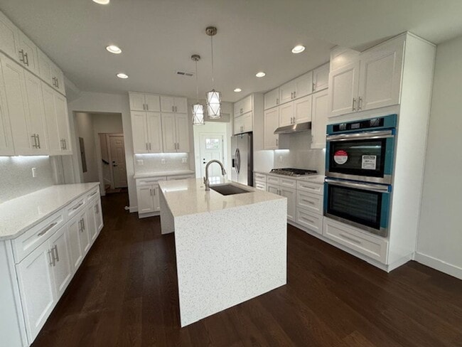 Building Photo - New Construction 2025: 5BR + Main-Level Office Amity OR