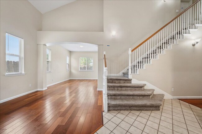 Foto del edificio - 9615 Harvest View Way