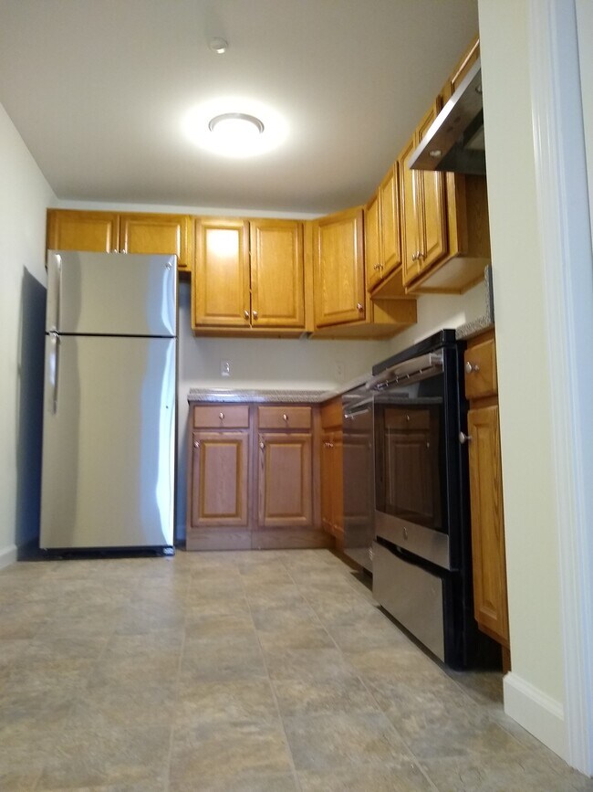 Foto del edificio - 949 Pleasant Valley Rd