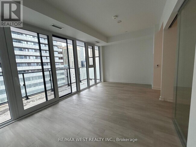 Photo du bâtiment - 634 Church St