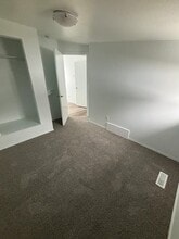 Building Photo - 4225-4117 117 Ave NW