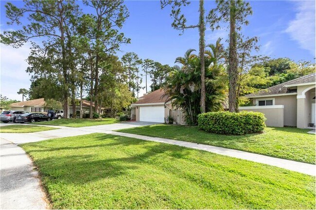 Foto del edificio - 13562 Jonquil Pl