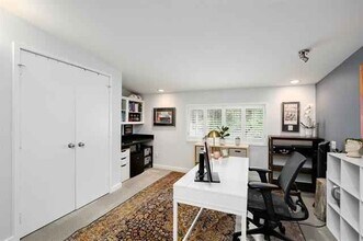 Building Photo - 4242 Buena Vista St