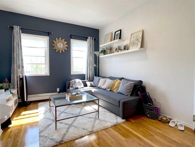 Building Photo - 465 Palisade Ave