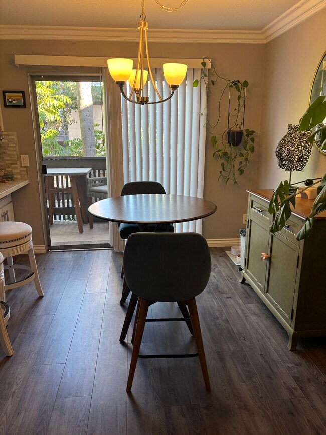 Building Photo - 7942 Mission Center Ct