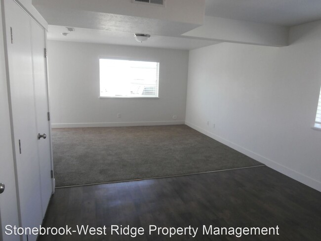 Building Photo - 2 br, 1.5 bath House - 879 South 250 East