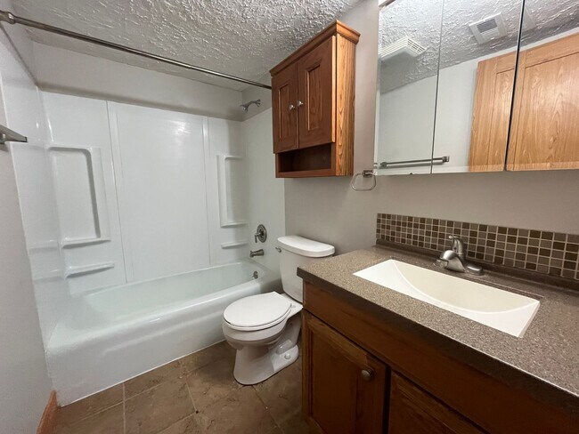 Foto del edificio - 2635 N 42nd St