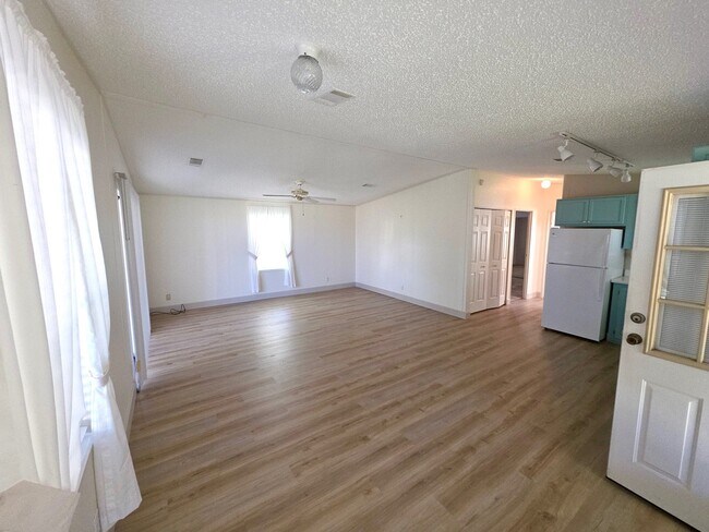 Foto del edificio - 5443 Bannock St