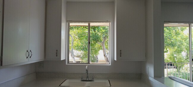 Foto del edificio - Normandy Apartments