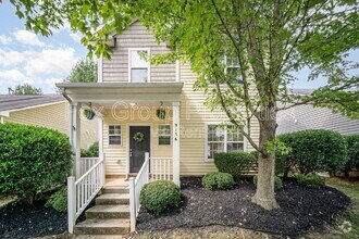 Building Photo - 9156 Glenashley Dr