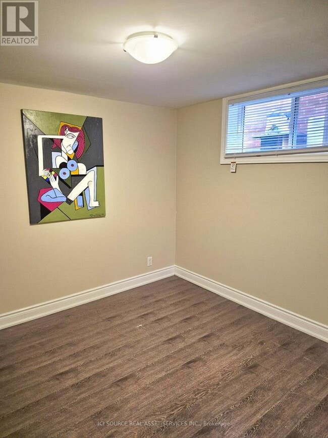 Building Photo - 111 Haileybury Dr