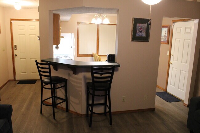 Foto del edificio - 3228 Park Ridge Dr
