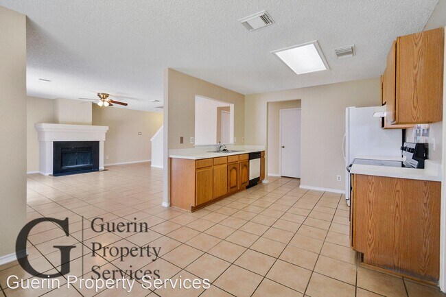 Foto del edificio - 3 br, 2.5 bath House - 6582 Beech Trail Drive