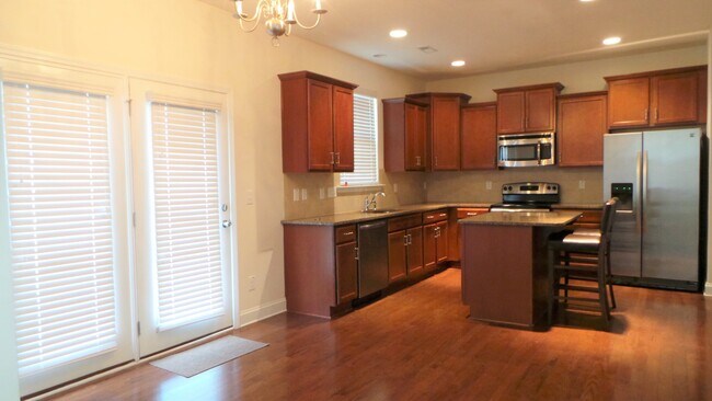 Foto del edificio - ~~~ Beautiful Home in Mebane ~~~