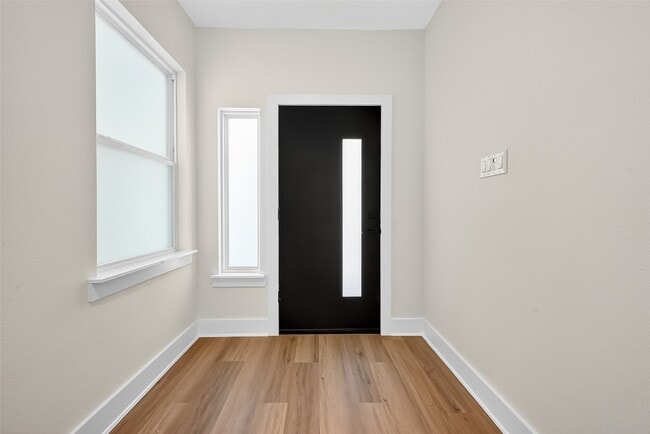 Building Photo - 12315 New Jordan Ln