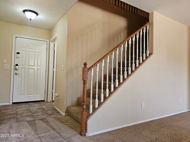 Foto del edificio - 42804 W Sunland Dr