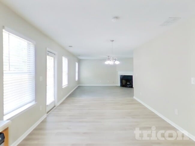 Building Photo - 2955 Pebble Creek Ln