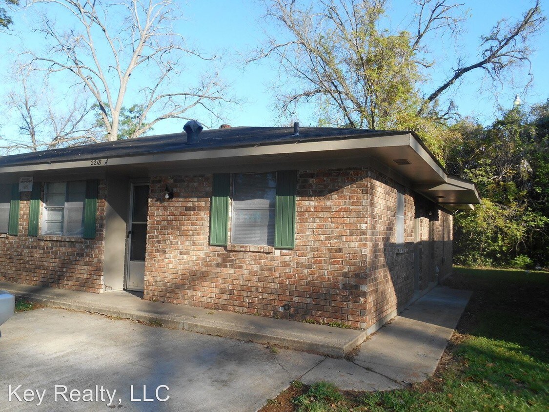 Foto principal - 2 br, 1 bath House - 2218-A North City Park