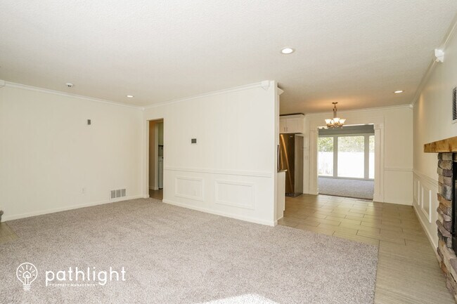 Building Photo - 3222 Greenwood Circle, Colorado Springs, C...