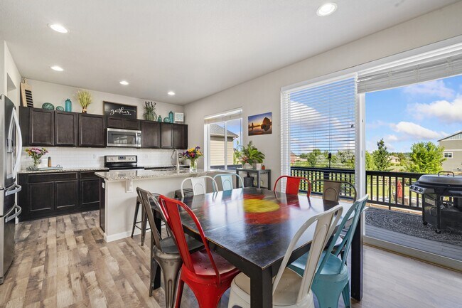 Building Photo - 3068 Aries Dr