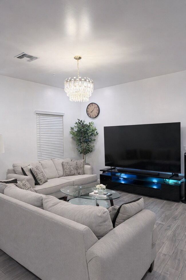 Foto del edificio - 8192 N 22nd Dr