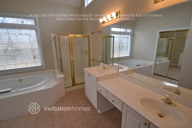Foto del edificio - 7105 Amberleigh Way