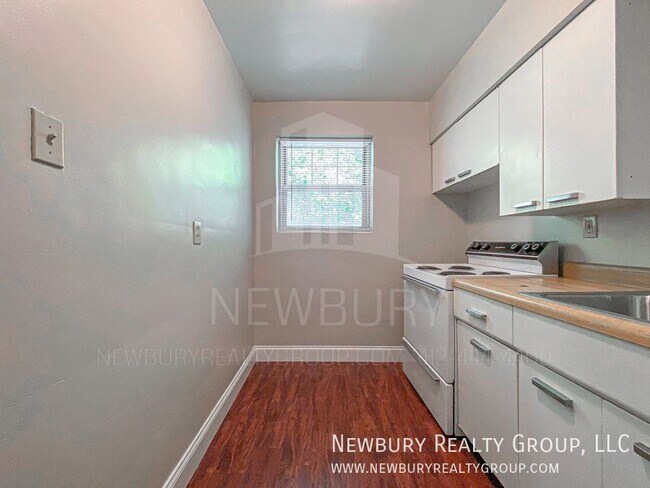 Building Photo - 309 San Juan Dr