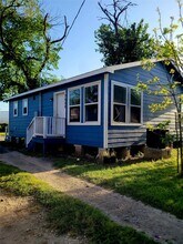 Building Photo - 7608 E Magnolia St