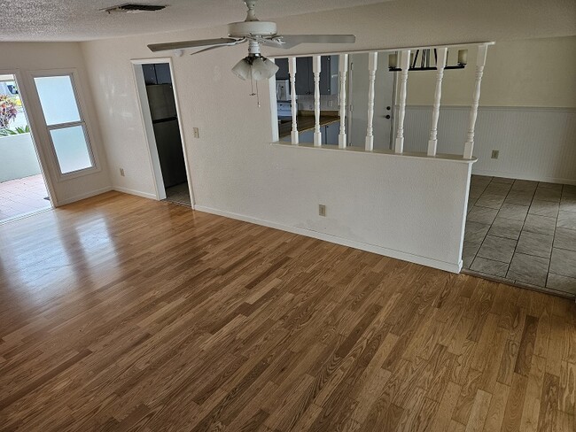 Living room - 9935 82nd St