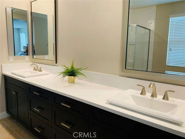 Foto del edificio - 170 Scale