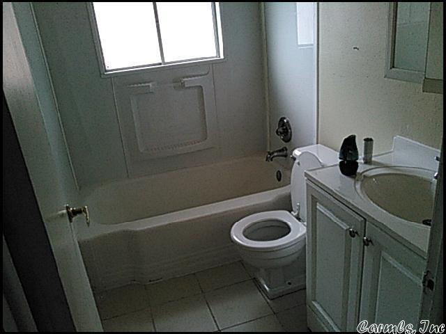 Foto del edificio - 2316 Blackwood Rd