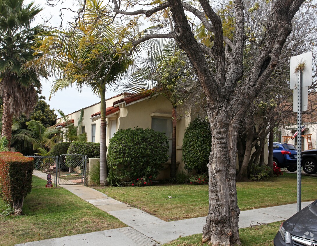 Primary Photo - 1142 Harvard St
