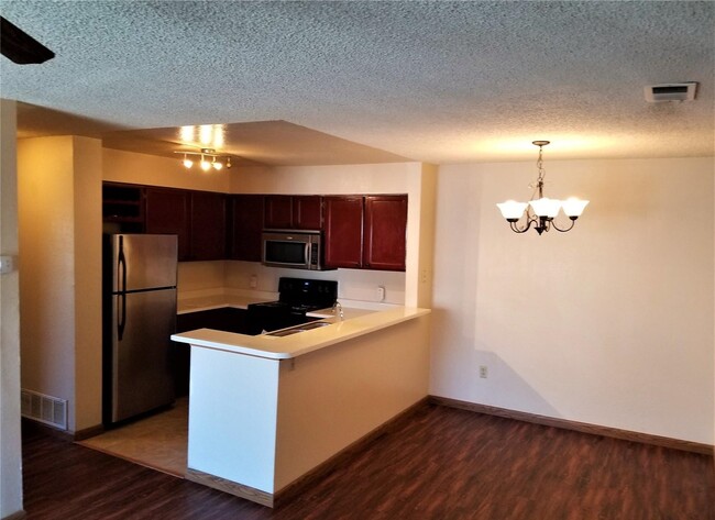 Foto del edificio - 4450 S Pitkin St