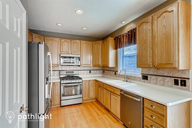 Building Photo - 9125 Olive Lane N, Maple Grove, MN, 55311