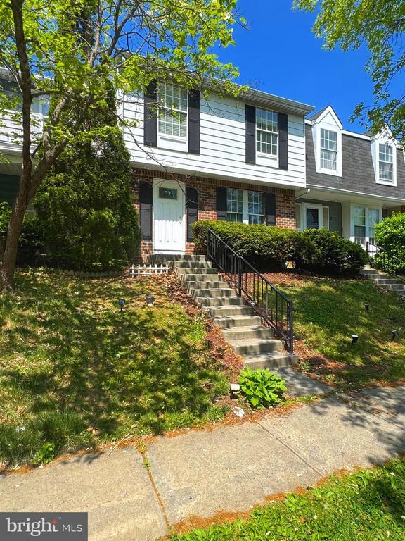 Foto del edificio - 9730 Red Clover Ct