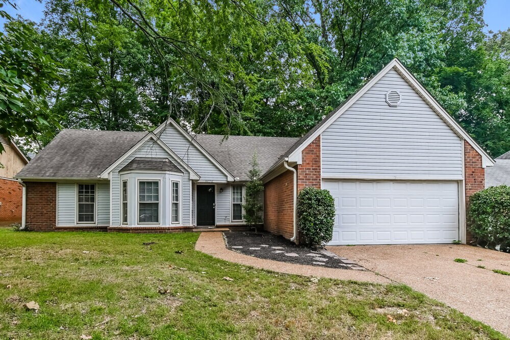 Foto principal - 4030 Birch Glen Dr