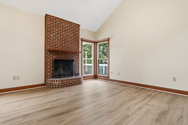 Foto del edificio - Available Now! 3-Bedroom Townhome in West Raleigh