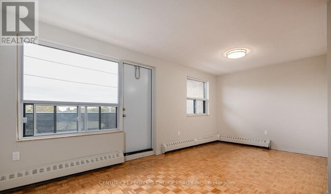 Building Photo - 573 N Service Rd