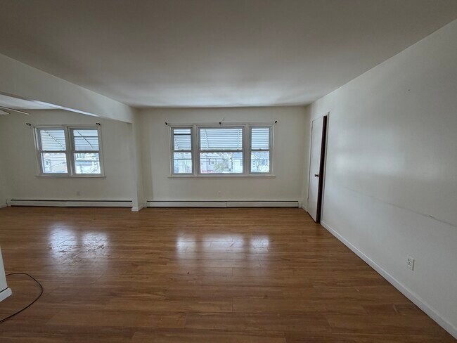 Sala de estar - 626 Middlesex St