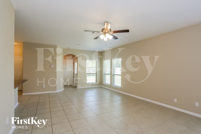 Building Photo - 12934 Crombie Dr