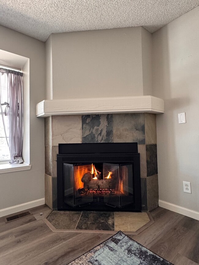 Building Photo - 4633 S Crystal Way