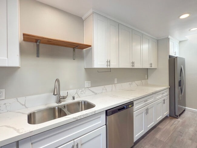 Foto del edificio - Spacious 4BR/2BA Home in Lemon Grove with ...