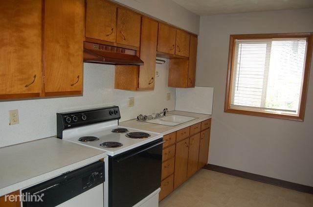 Building Photo - 2 br, 1 bath  - 1130 Oakcrest St