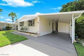 Building Photo - 95 Lemans Dr