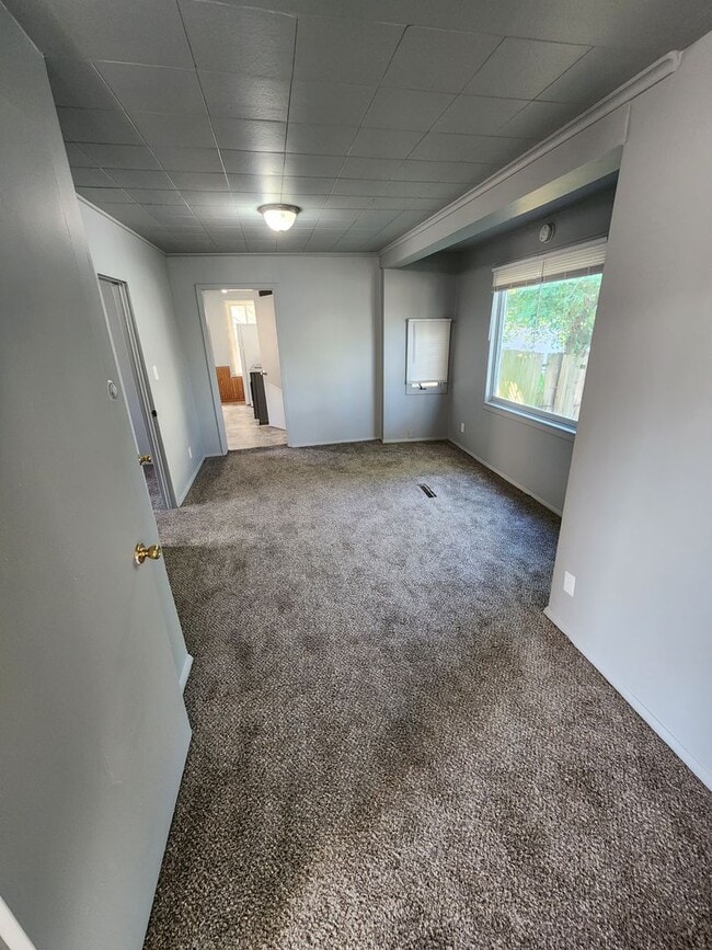 Photo - 1919 Castelar St Apartment