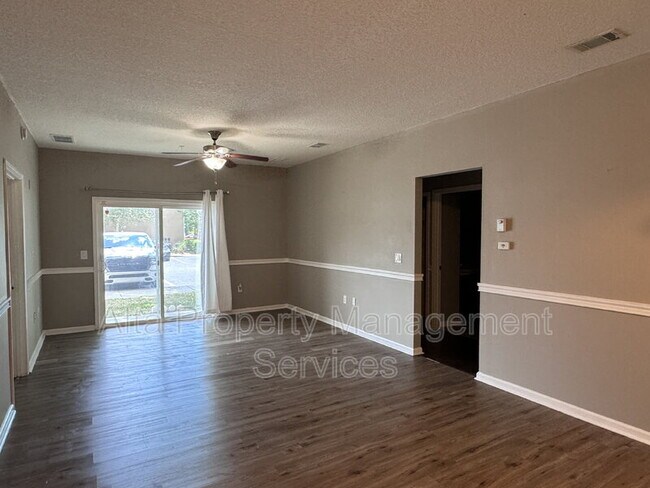 Foto del edificio - 5775 Ortega View Way