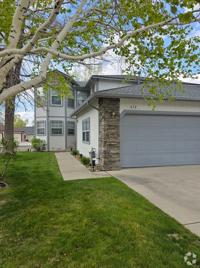 Building Photo - 612 Stafford Way