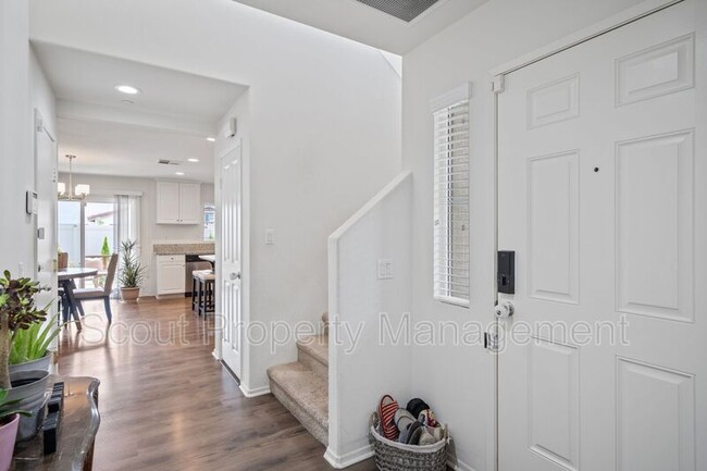 Building Photo - 29308 Abelia Ln