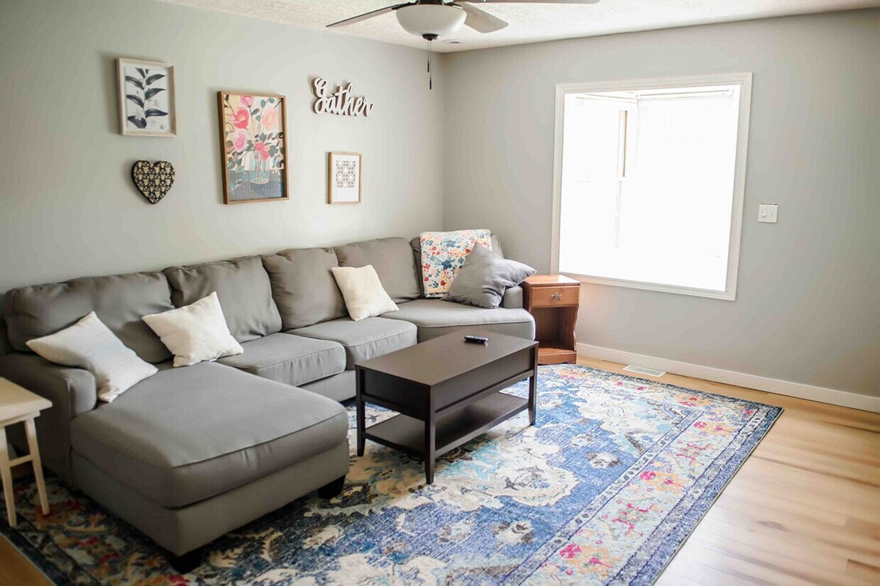 Foto principal - 264 Oak St